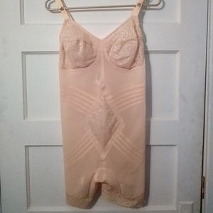 Rago Body Shaper, Size 34DD